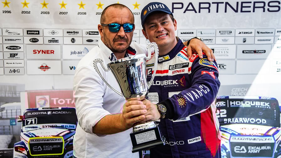 Lacko psal v Zolderu historii. Ve třetím závodě získal 1000. pohár.